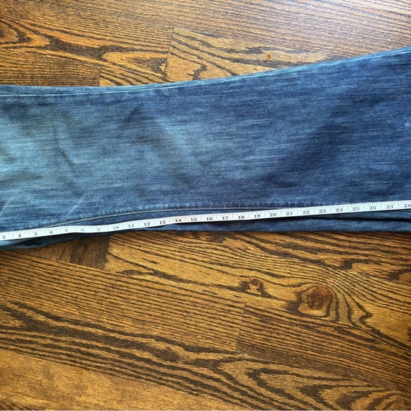 PAIGE Premium Denim. Hollywood Hills Bootcut Denim Jeans. Size 30. - Picture 6 of 8